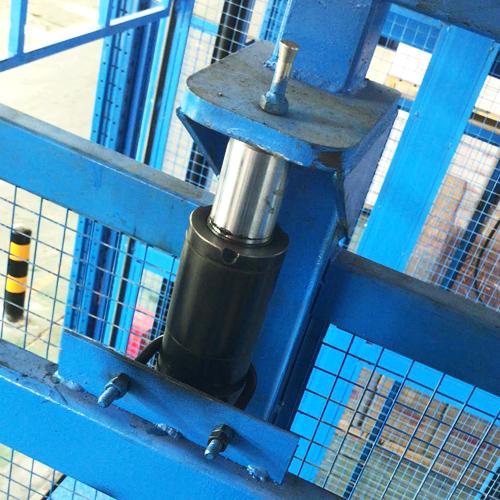 直顶式液压升降平台