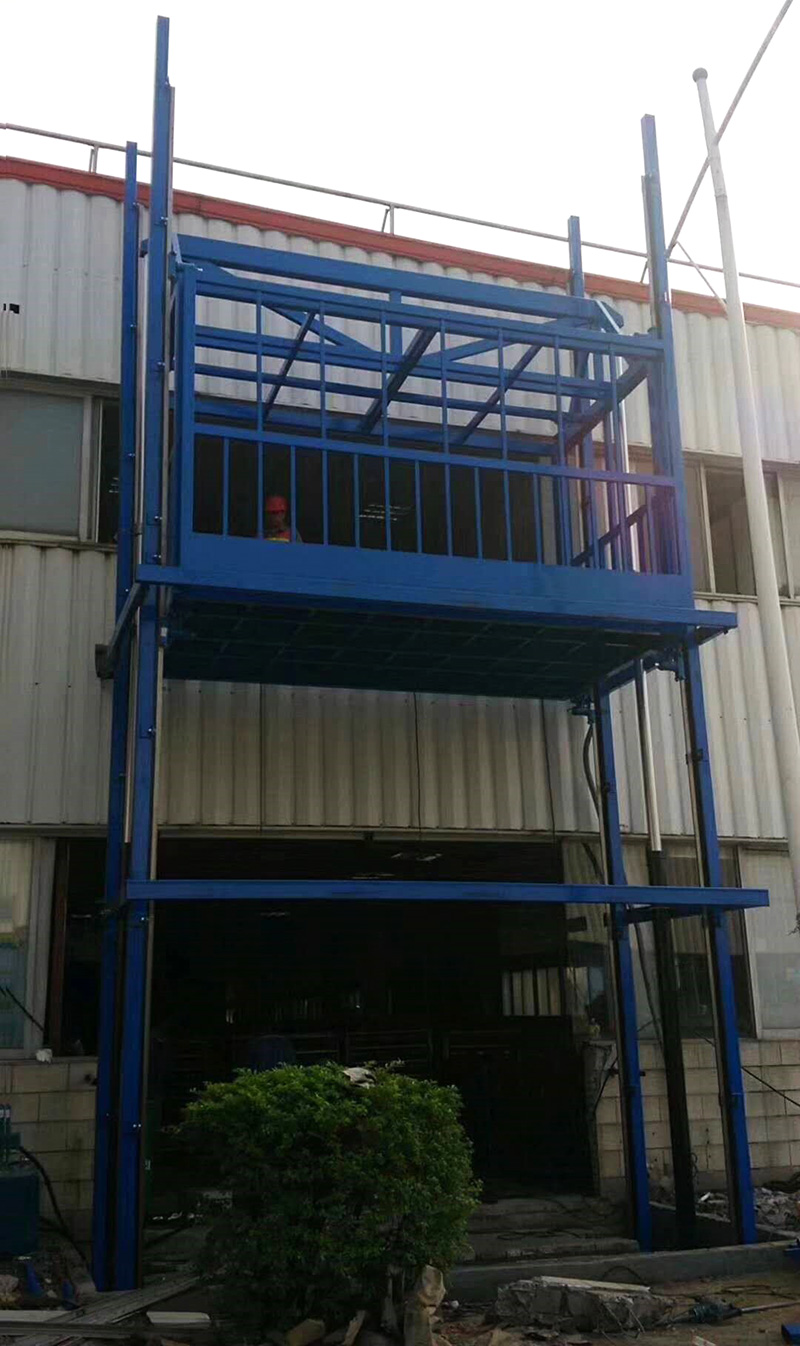 直顶式升降平台解决我们燃眉之急